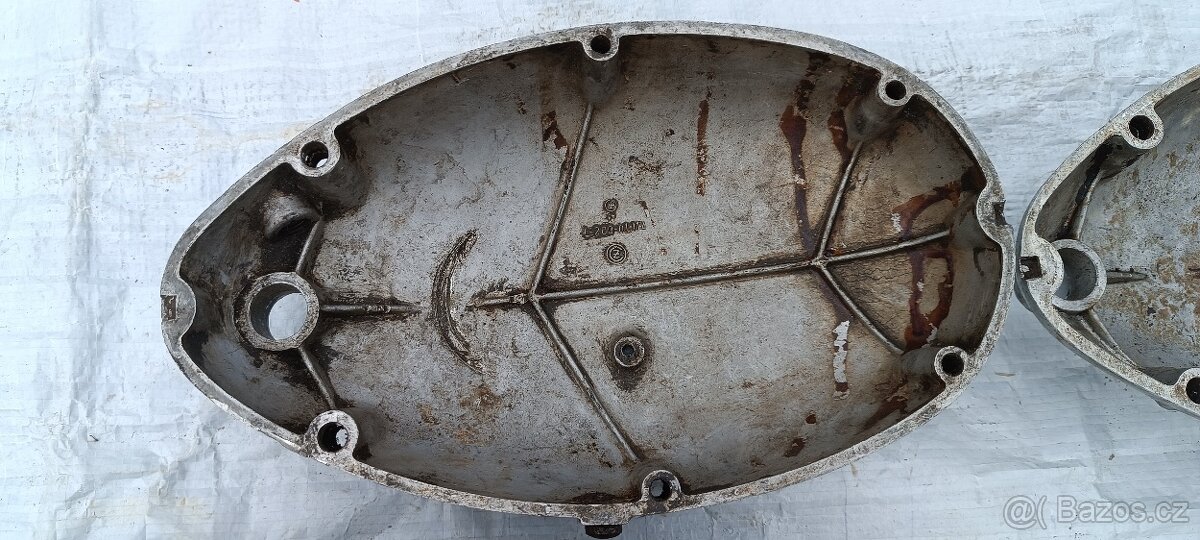 víka motoru Jawa - ČZ - 6