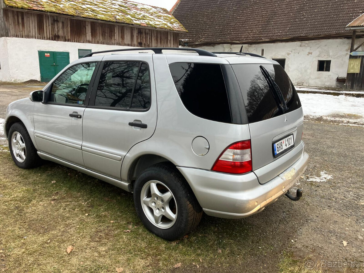 Mercedes ML350, typ 163, rok výroby 2003 - 6