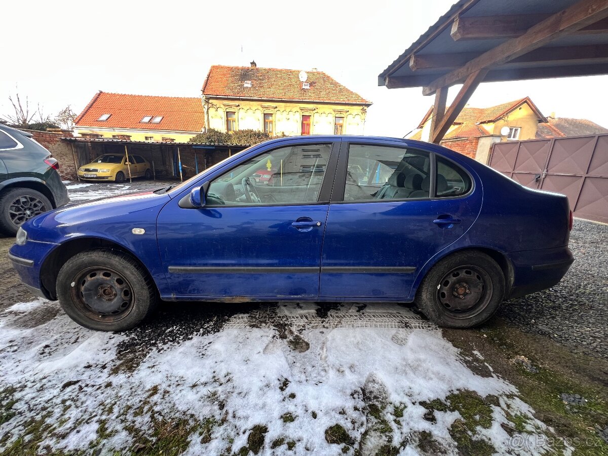 Seat Toledo 1.6 SR 74Kw - 6