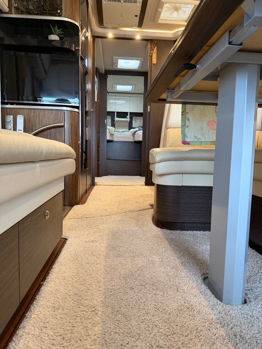 Concorde Charisma 900L - 6