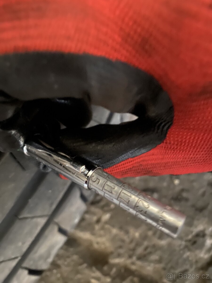 235/55/18 100V Bridgestone Alenza 001 5mm - 6