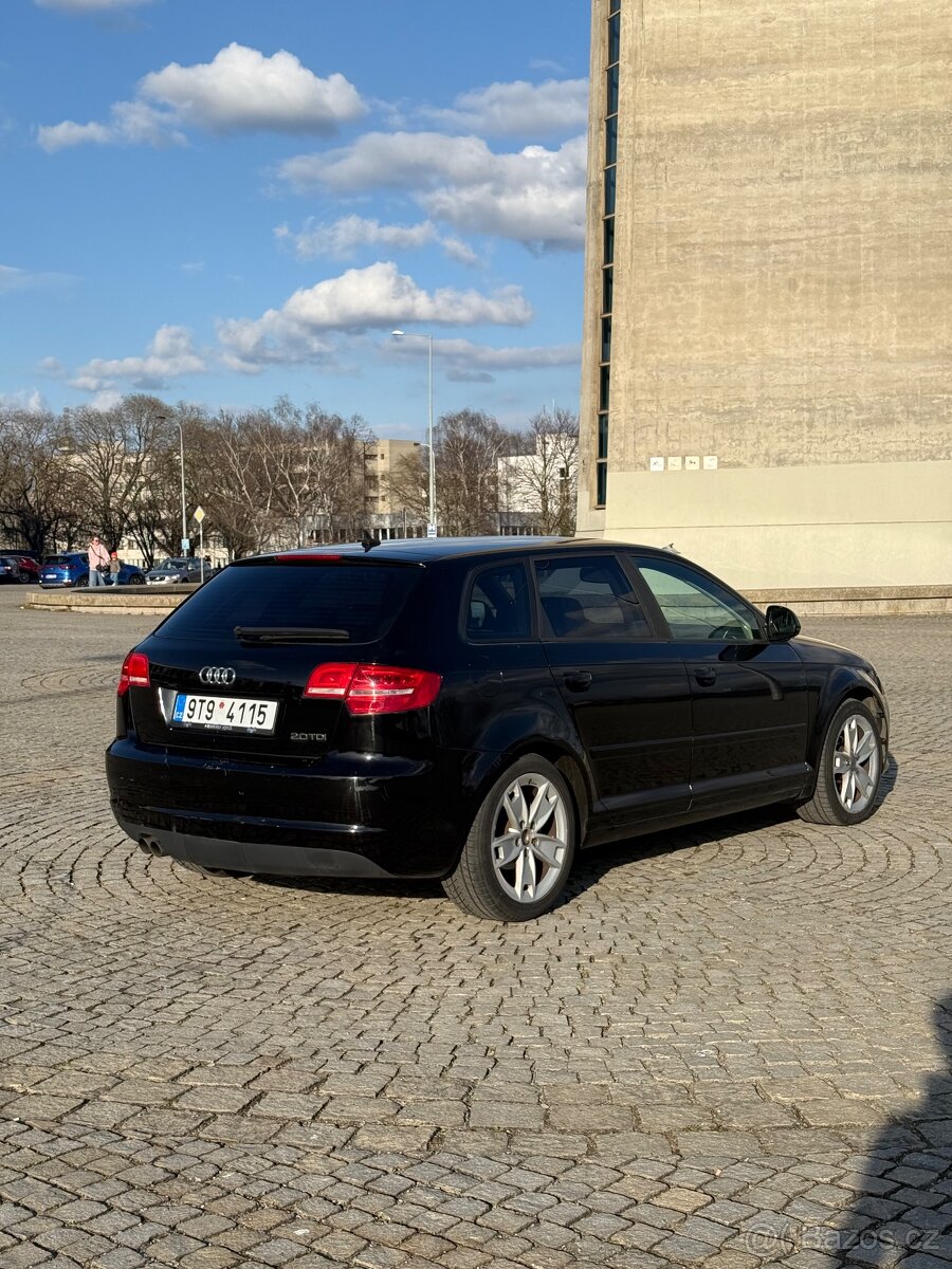 Audi A3 S-line 2.0tdi Automat - 6