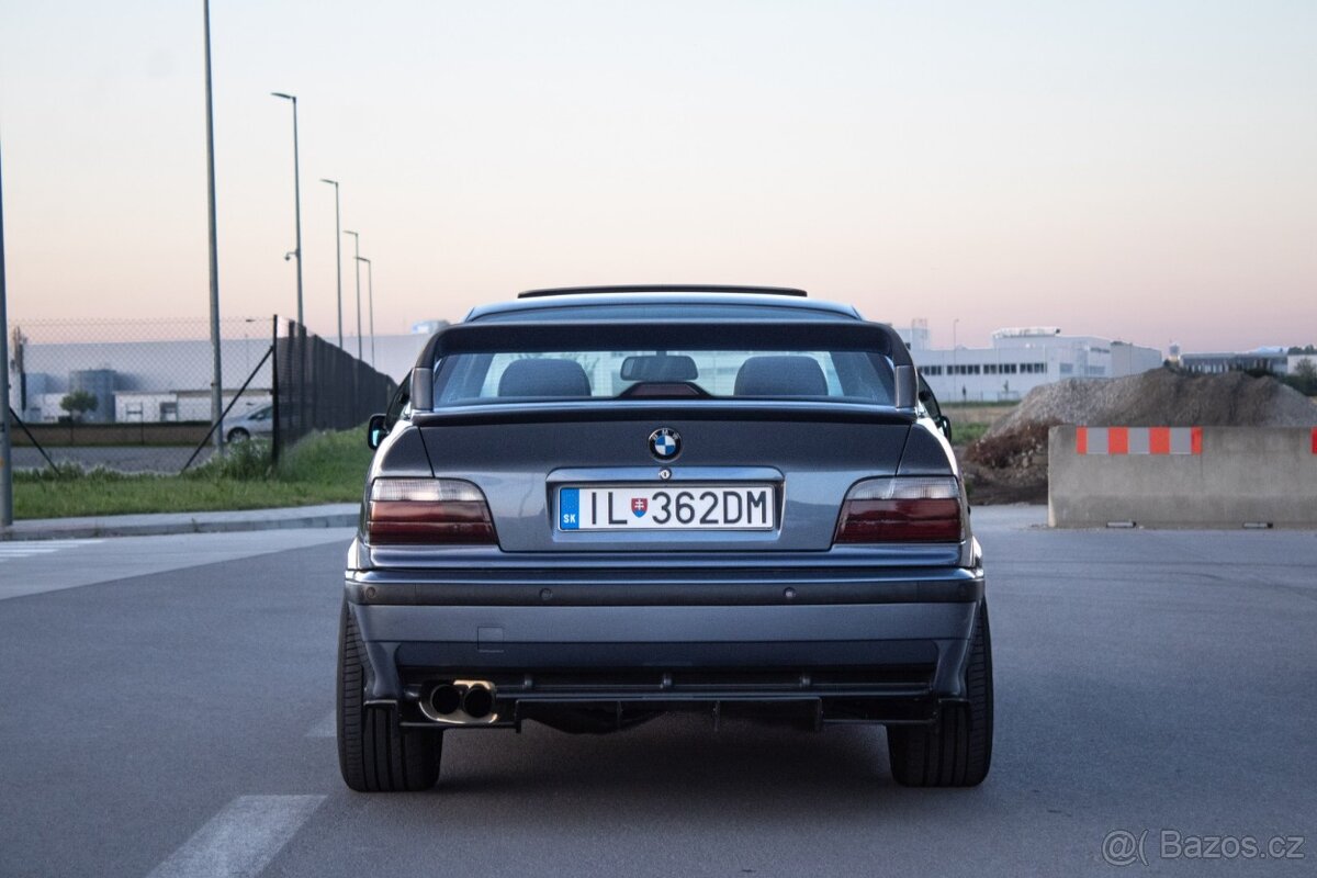 BMW E36 325i coupe - 6