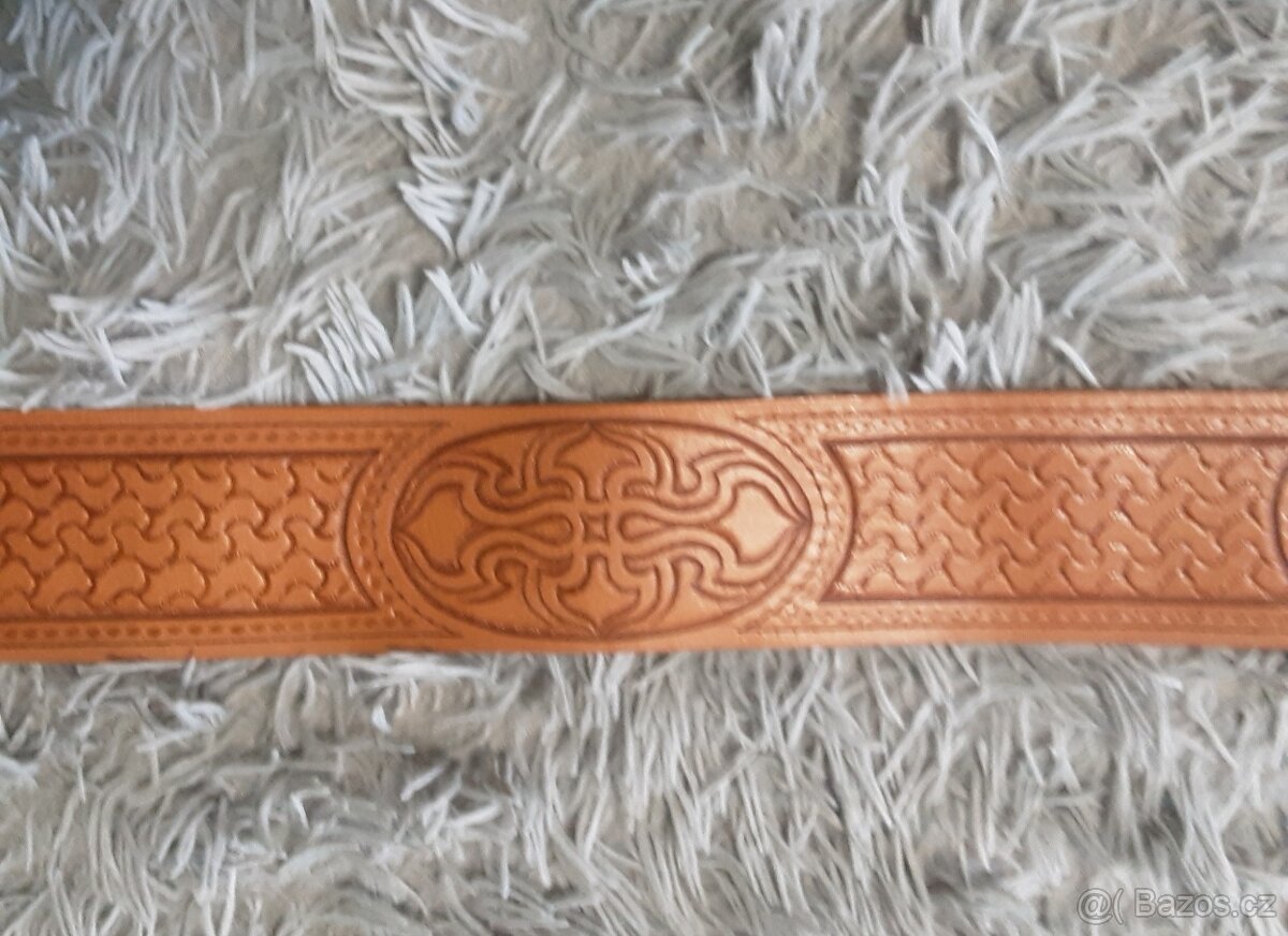 Kožený opasek ruční výroba - 6