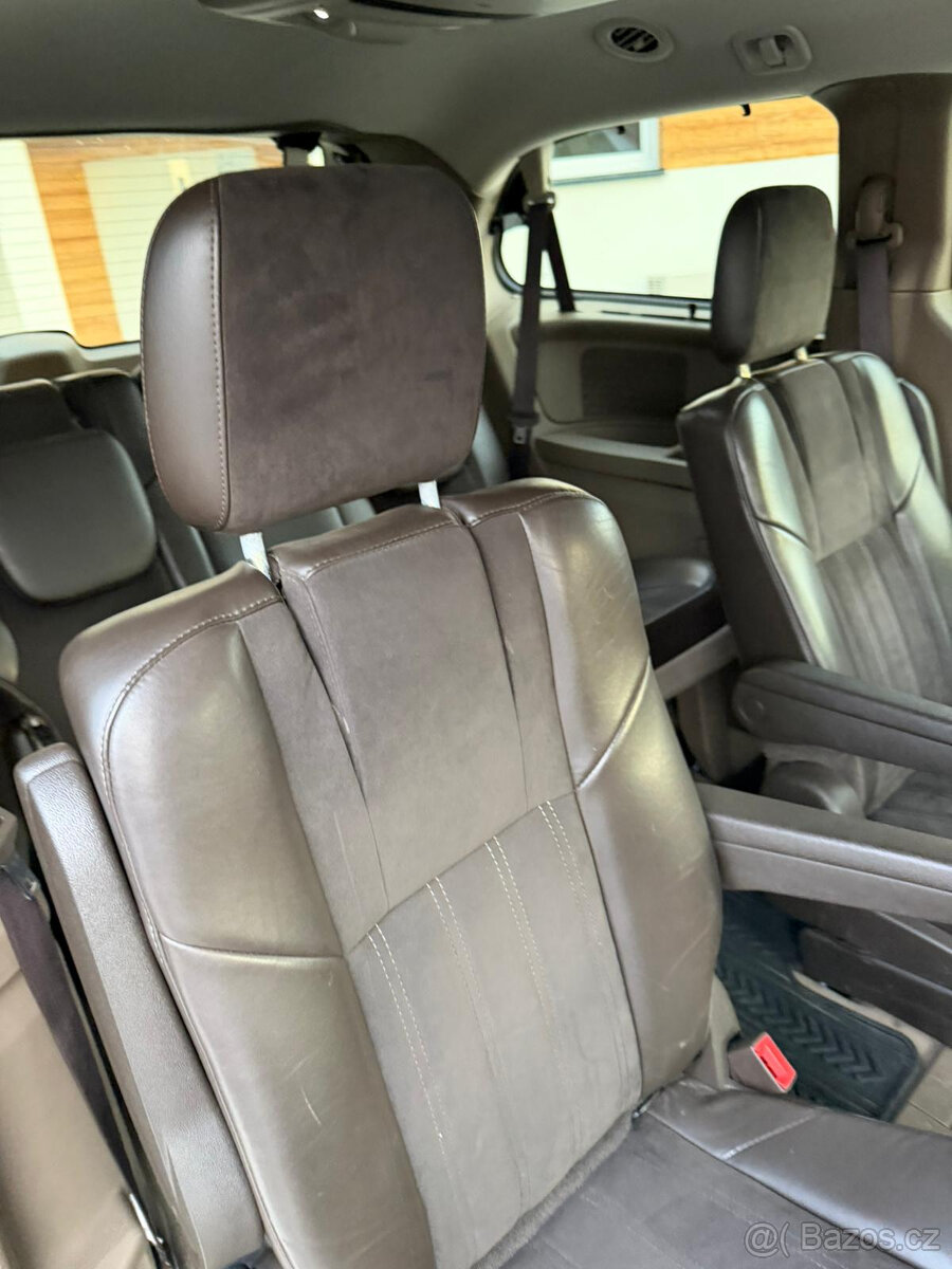 Lancia Voyager 2.8 CRD, automat, 7 míst - 6