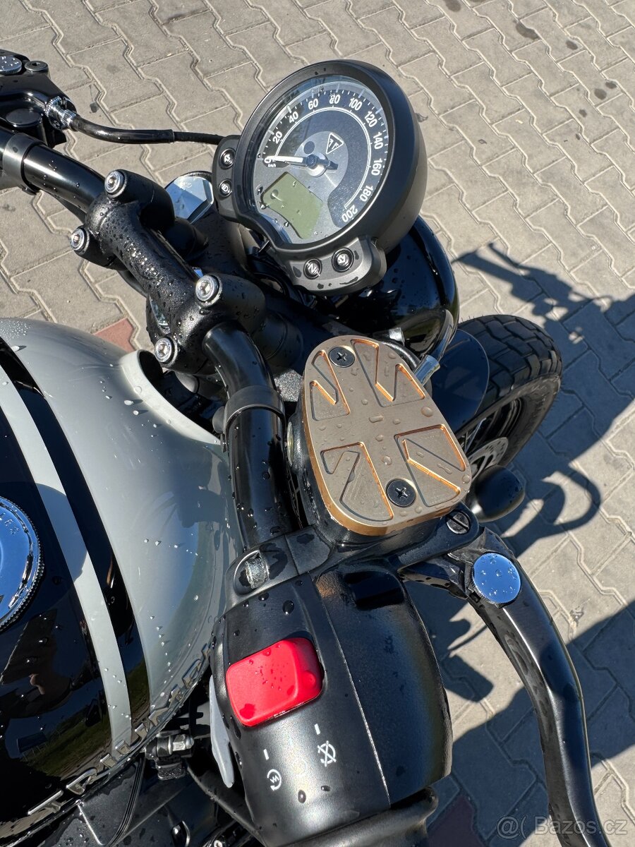 Triumph Bobber Black 1200 2020 - 6