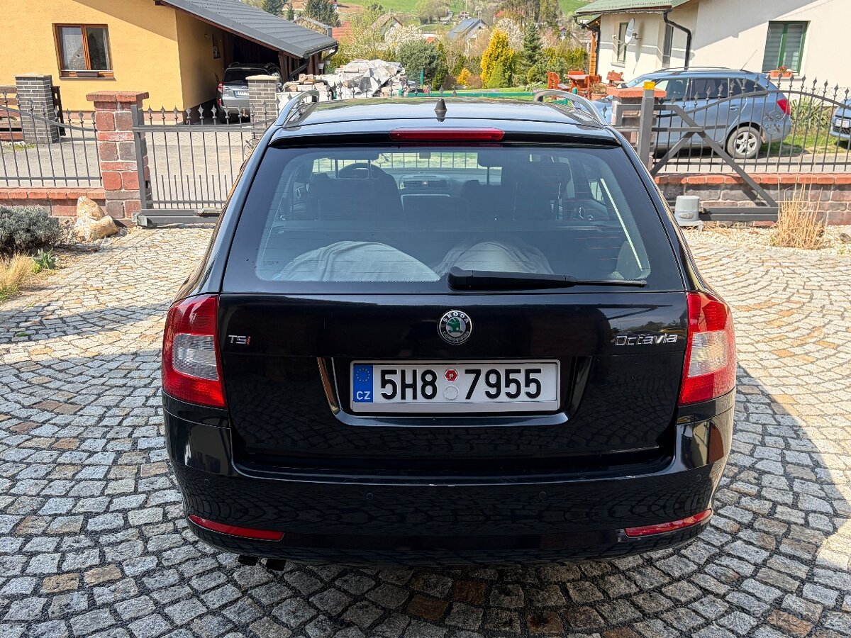 Škoda Octávia 2 1.8TSi - 6