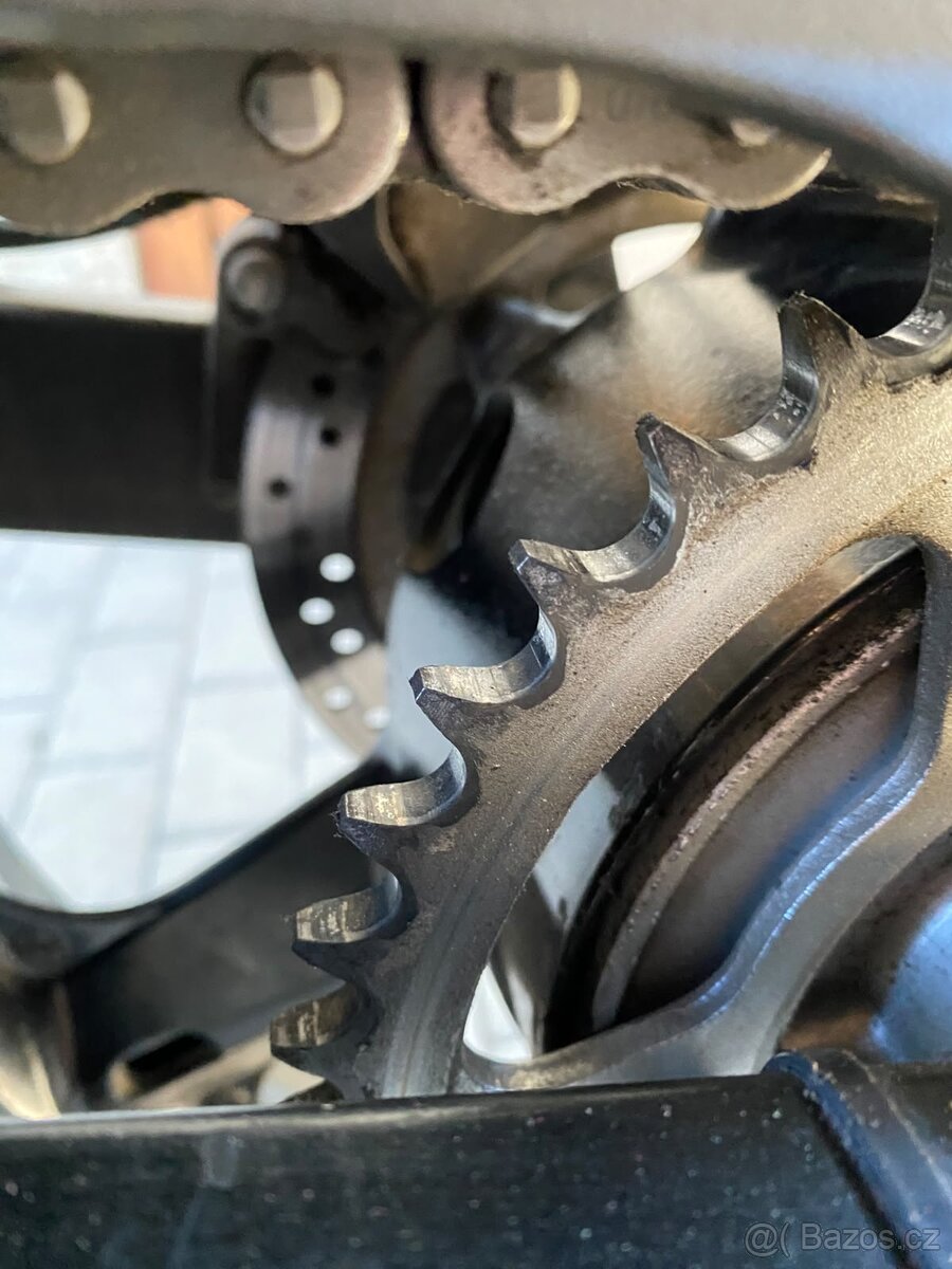 Suzuki V-strom DL 650 - 6
