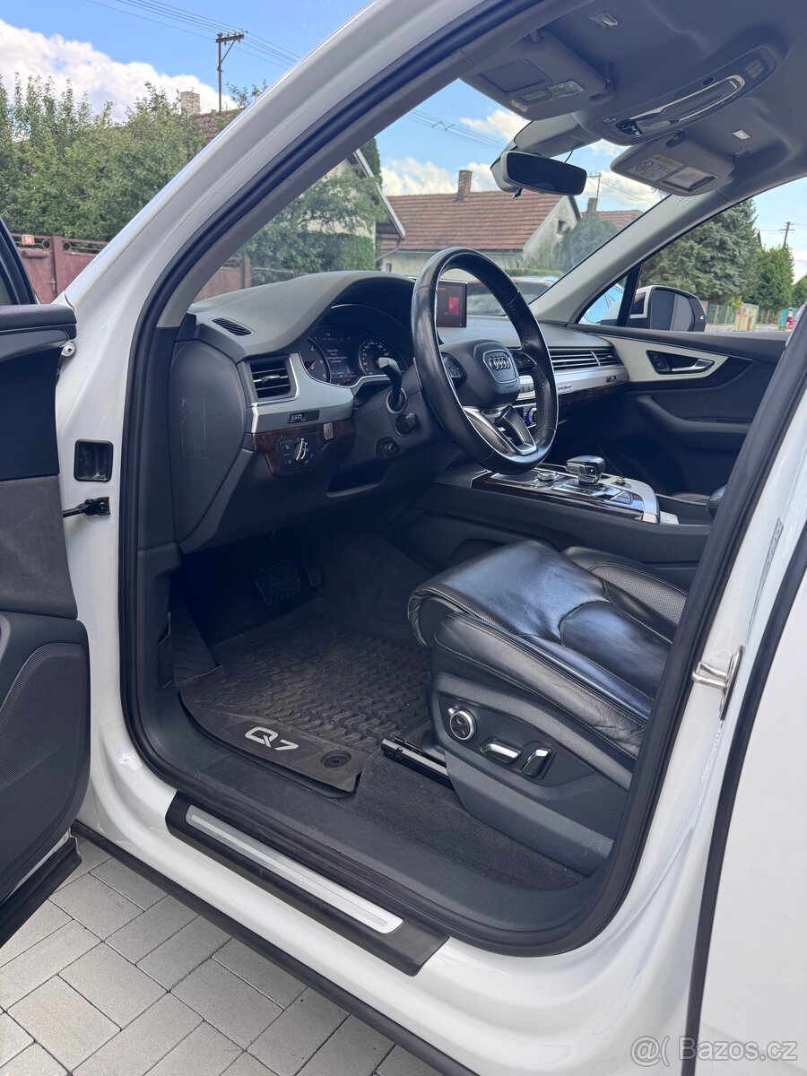 Audi Q7 3.0TDI - 6