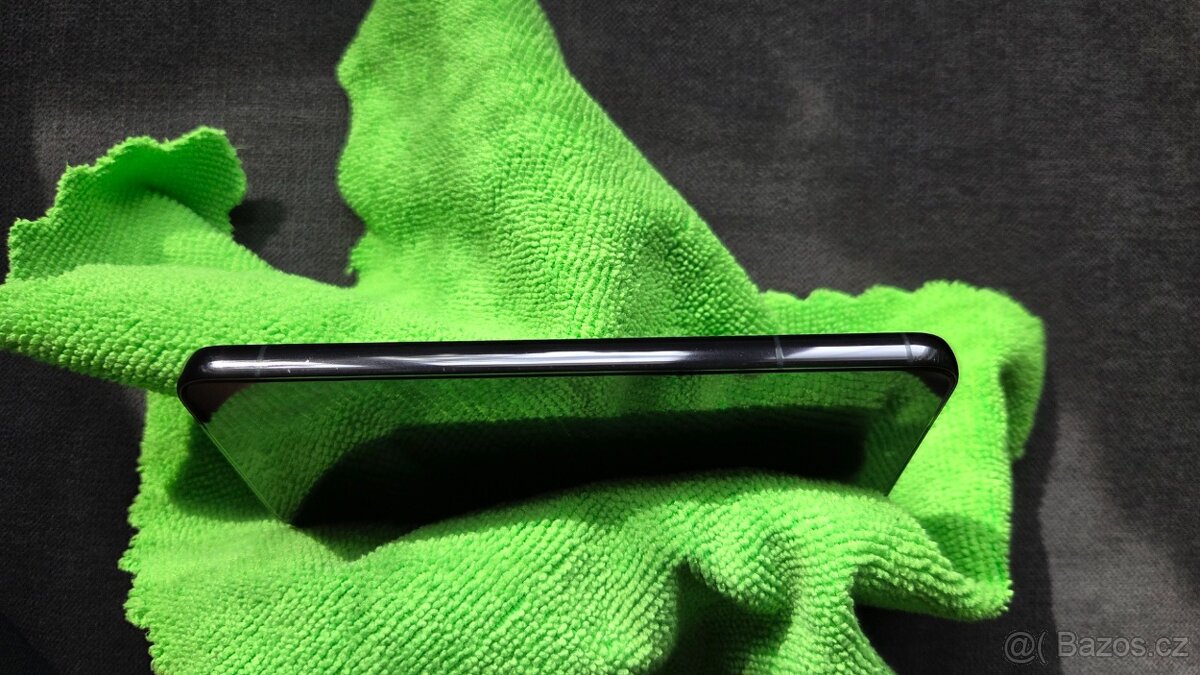 Samsung Galaxy S22 5G 256GB – Černý - 6