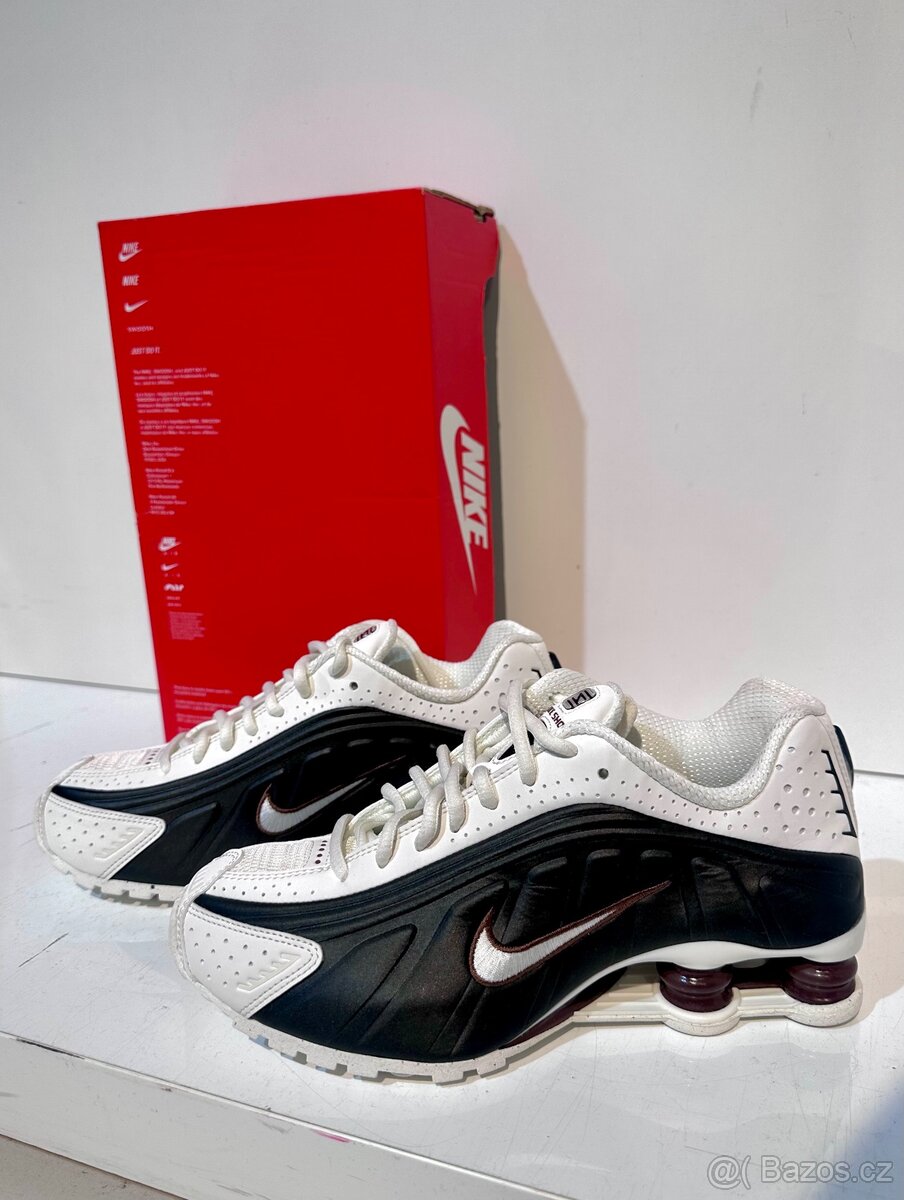 NIKE SHOX R4 - 6