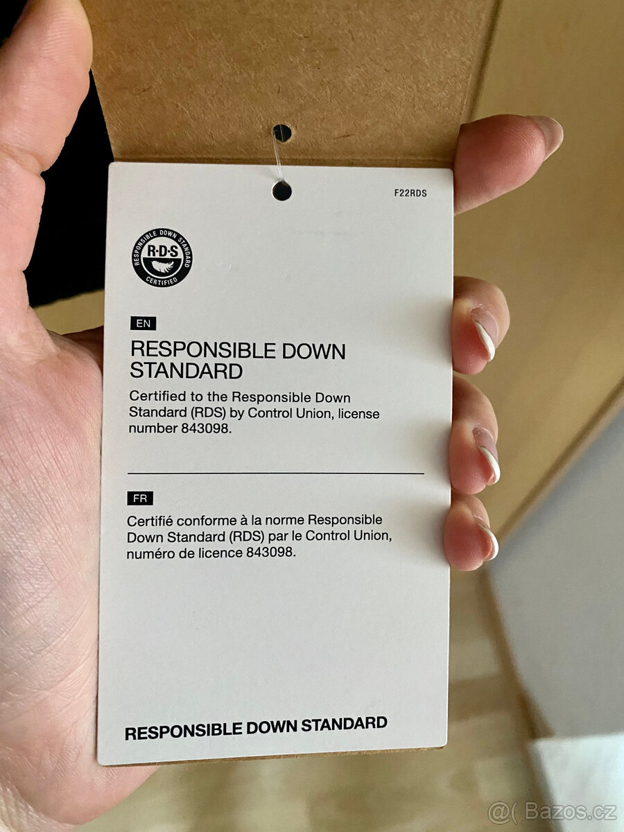 The North Face 700 černá péřová bunda - 6