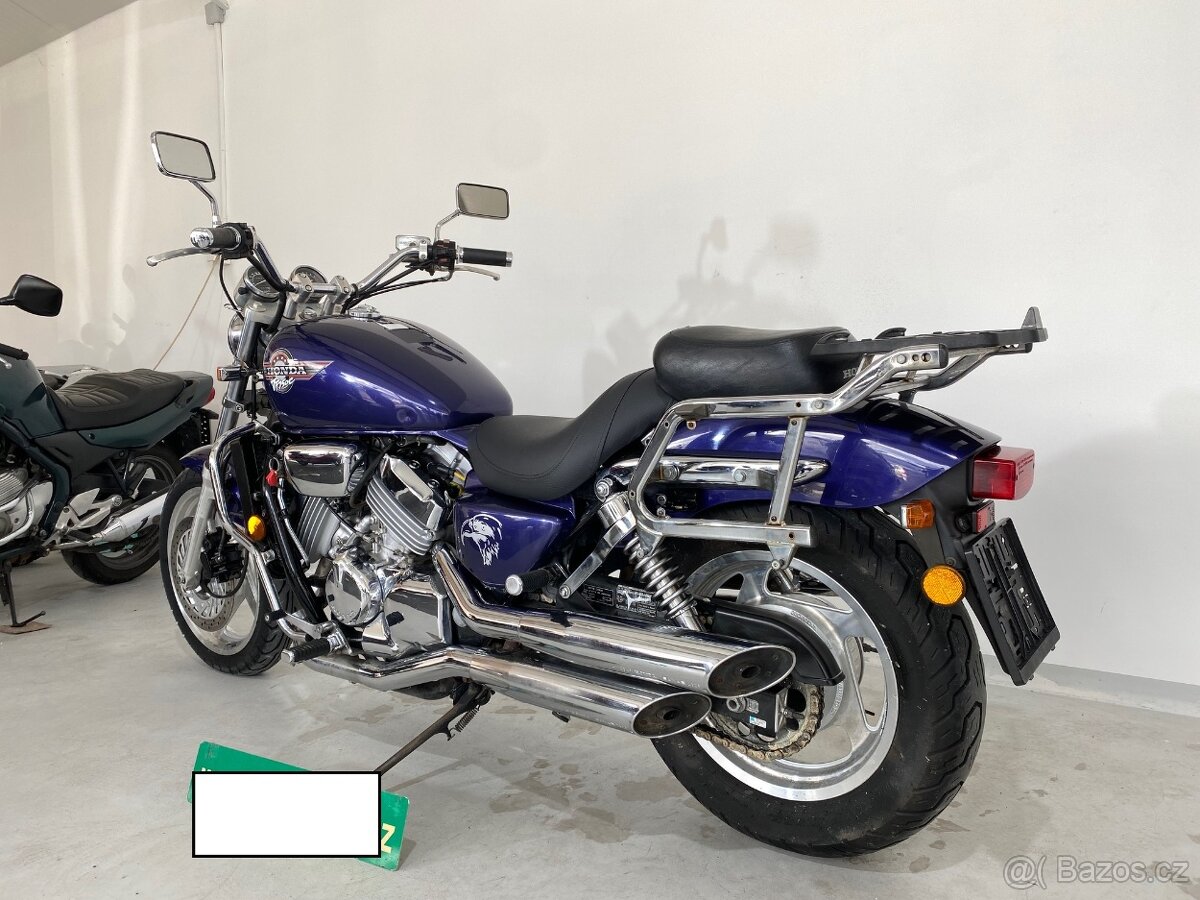 Honda VF 750C Magna - 6