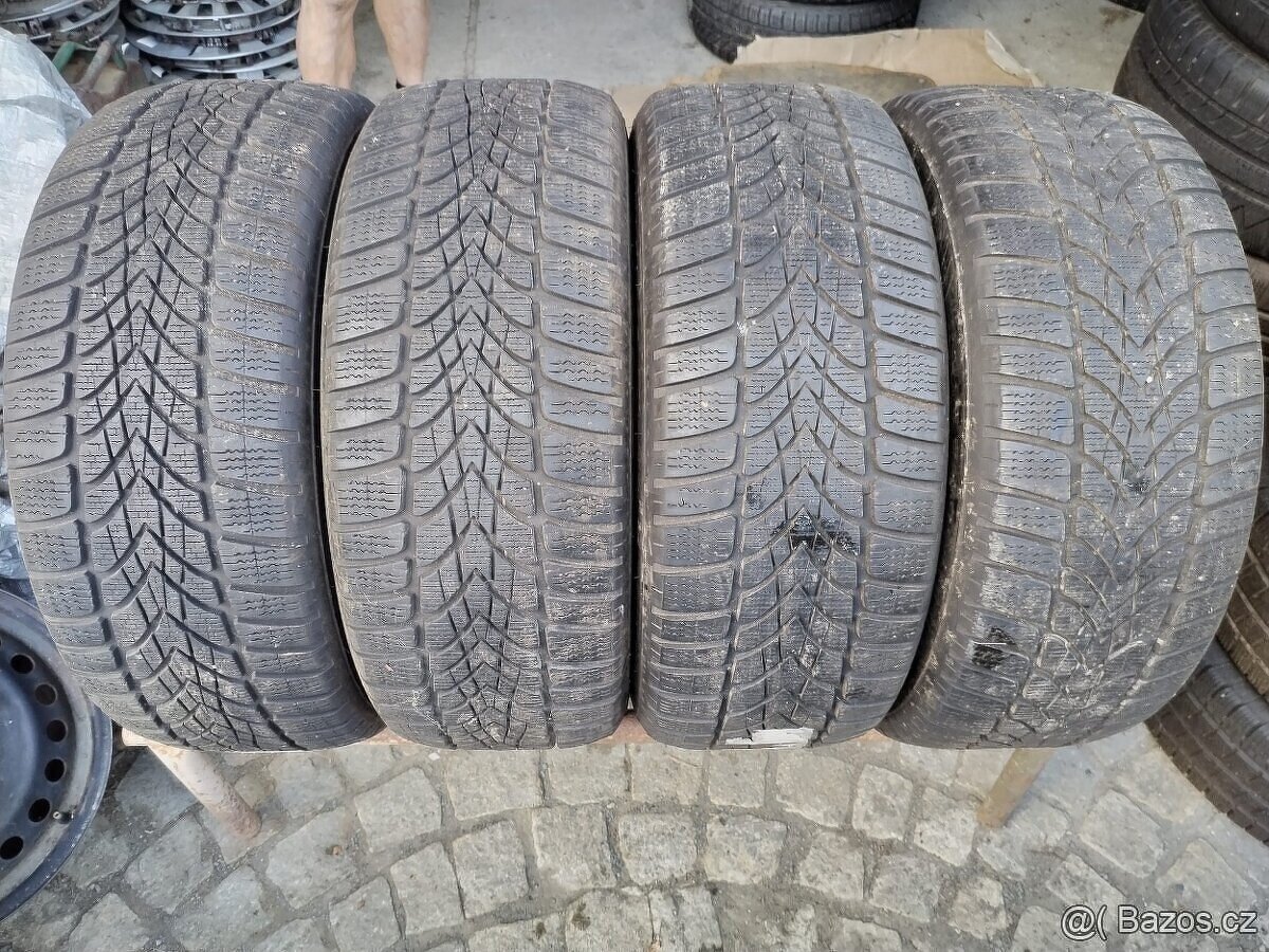 225/55/17 zimni pneu CONTI a DUNLOP 225/55 R17 - 6