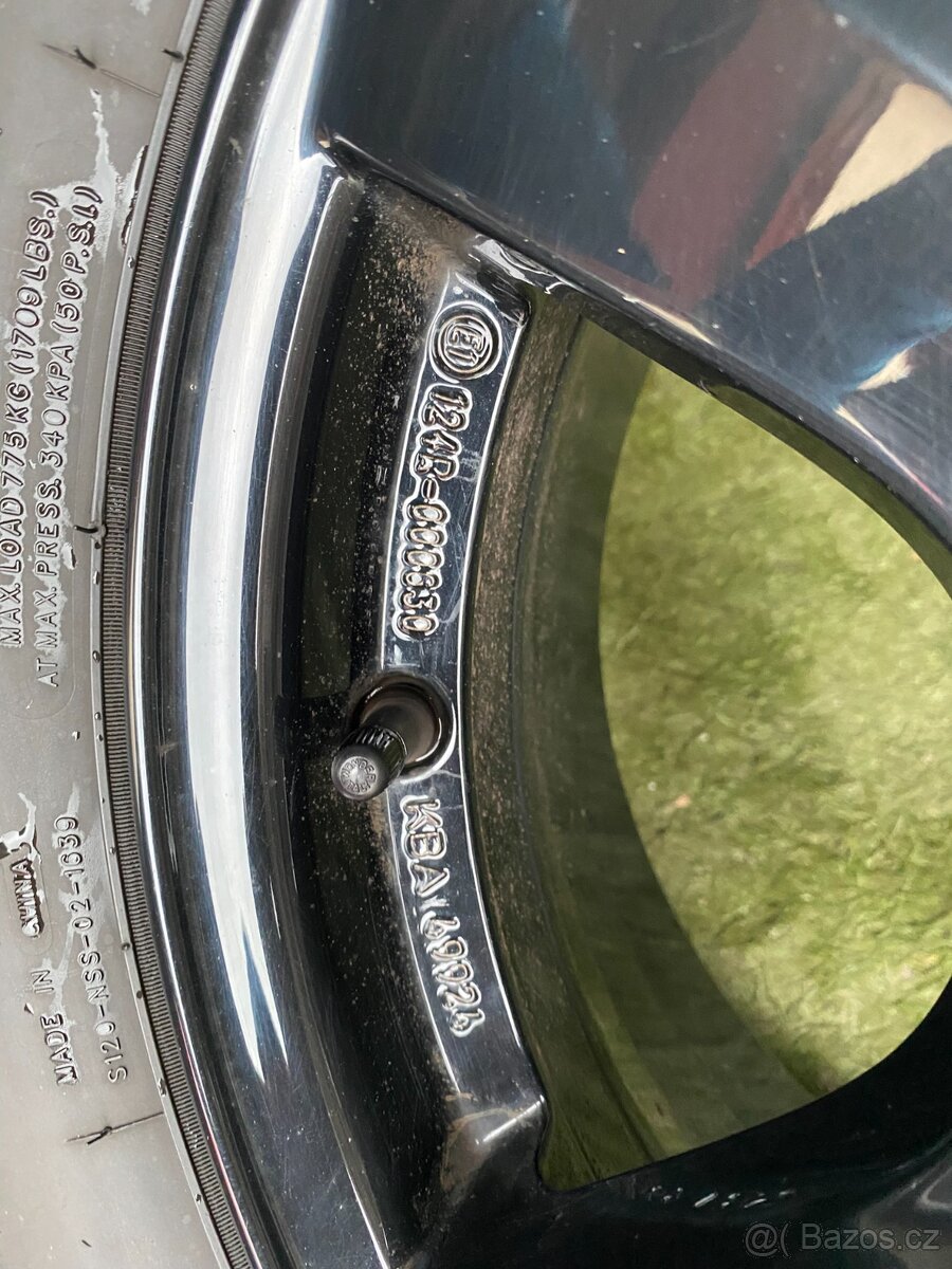 SADA ZIMNÍCH KOL ŠKODA KAROQ,SUPERB 3 SEAT ATECA 215/60R 16 - 6