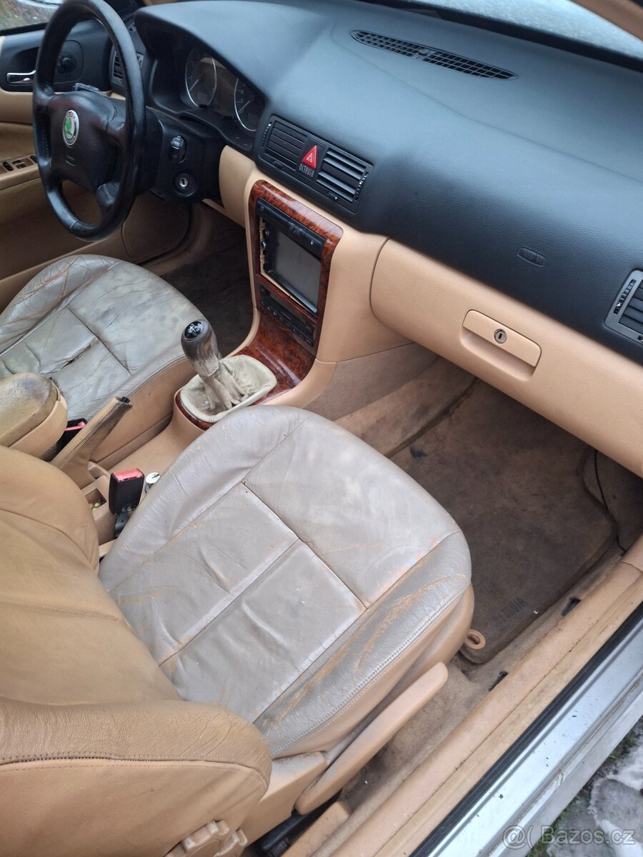 Škoda Octavia 1.8T L&K - 6