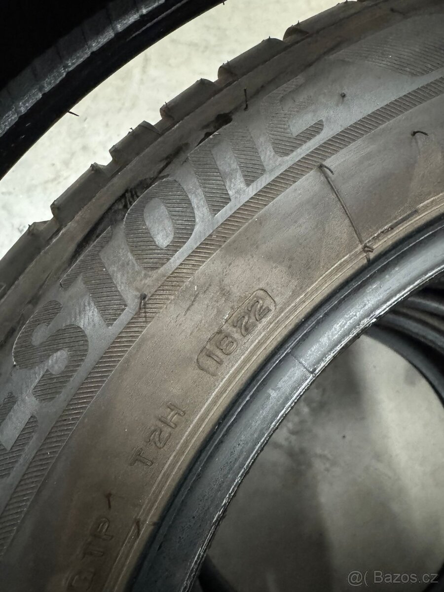 Zimní pneu 205/60 R17 - 6