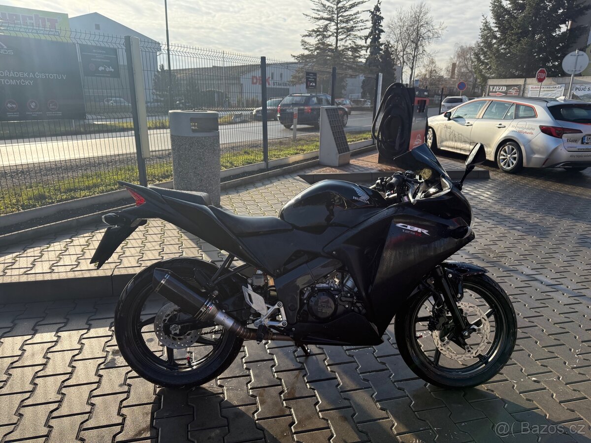 Honda CBR 125R - 6