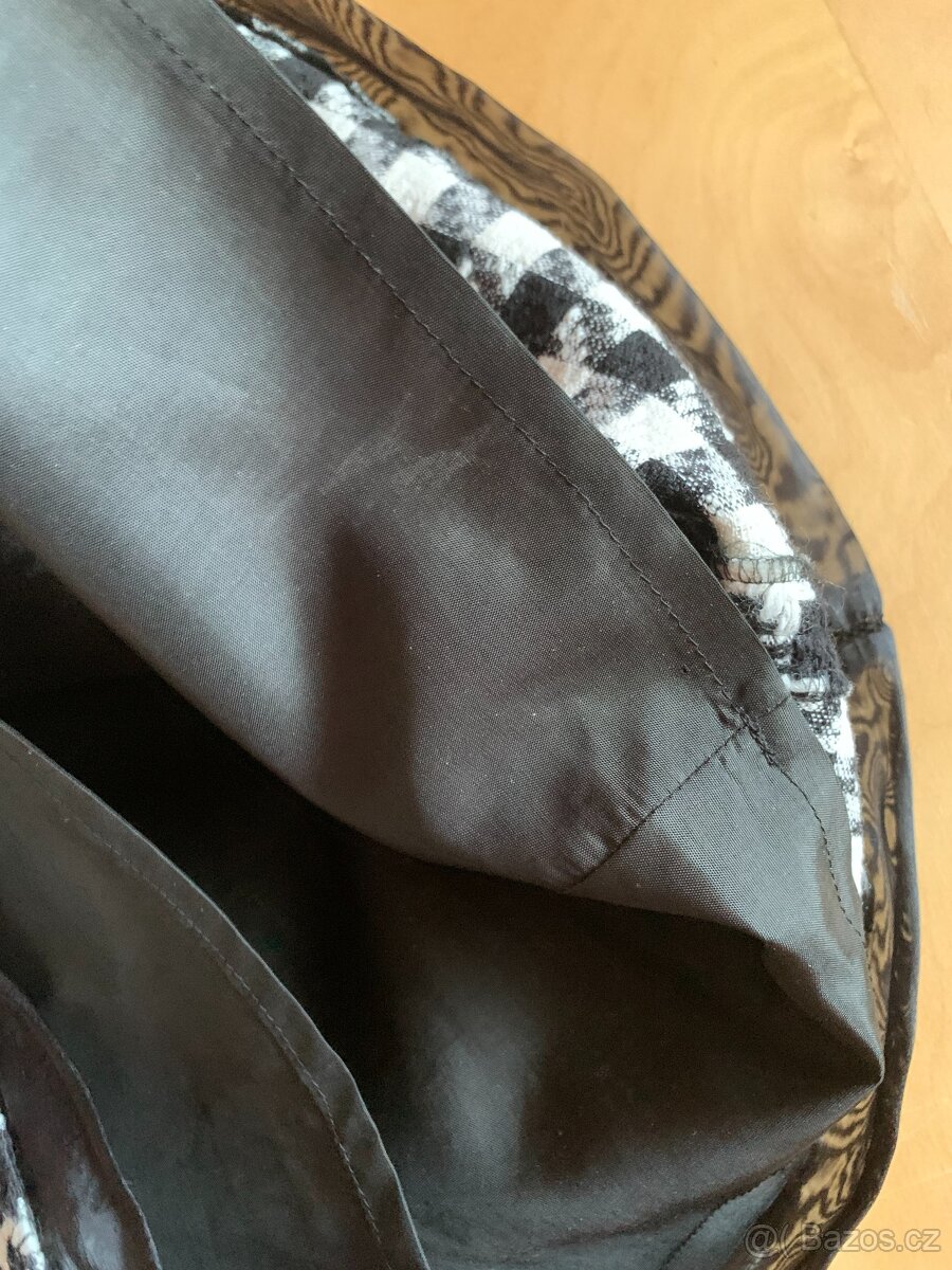 černobílá značková sukně - vel. S/M - 6