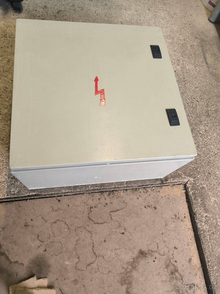 Kovový rozvaděč Schrack - 6