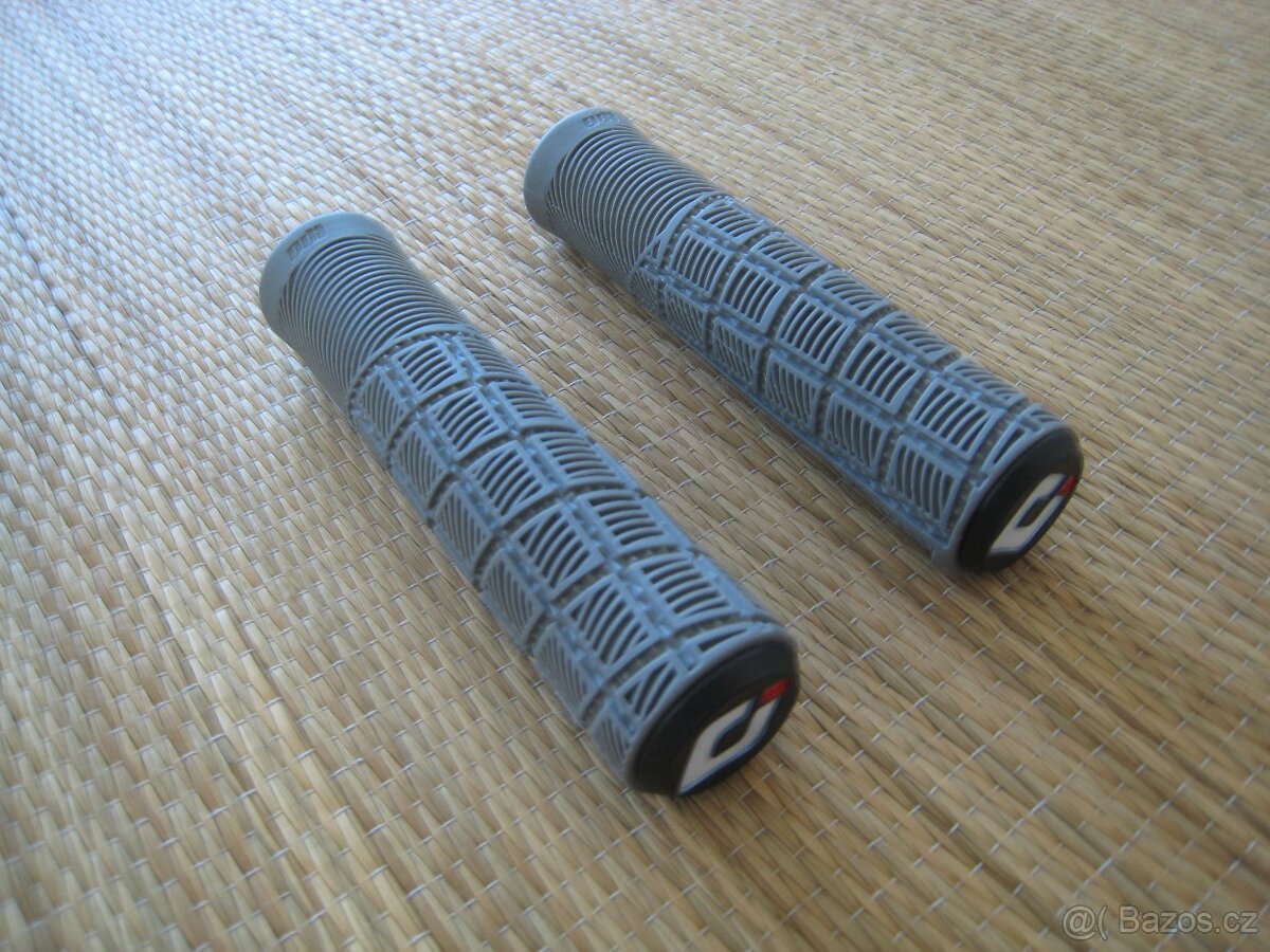Nové mtb gripy ODI Reflex - 6