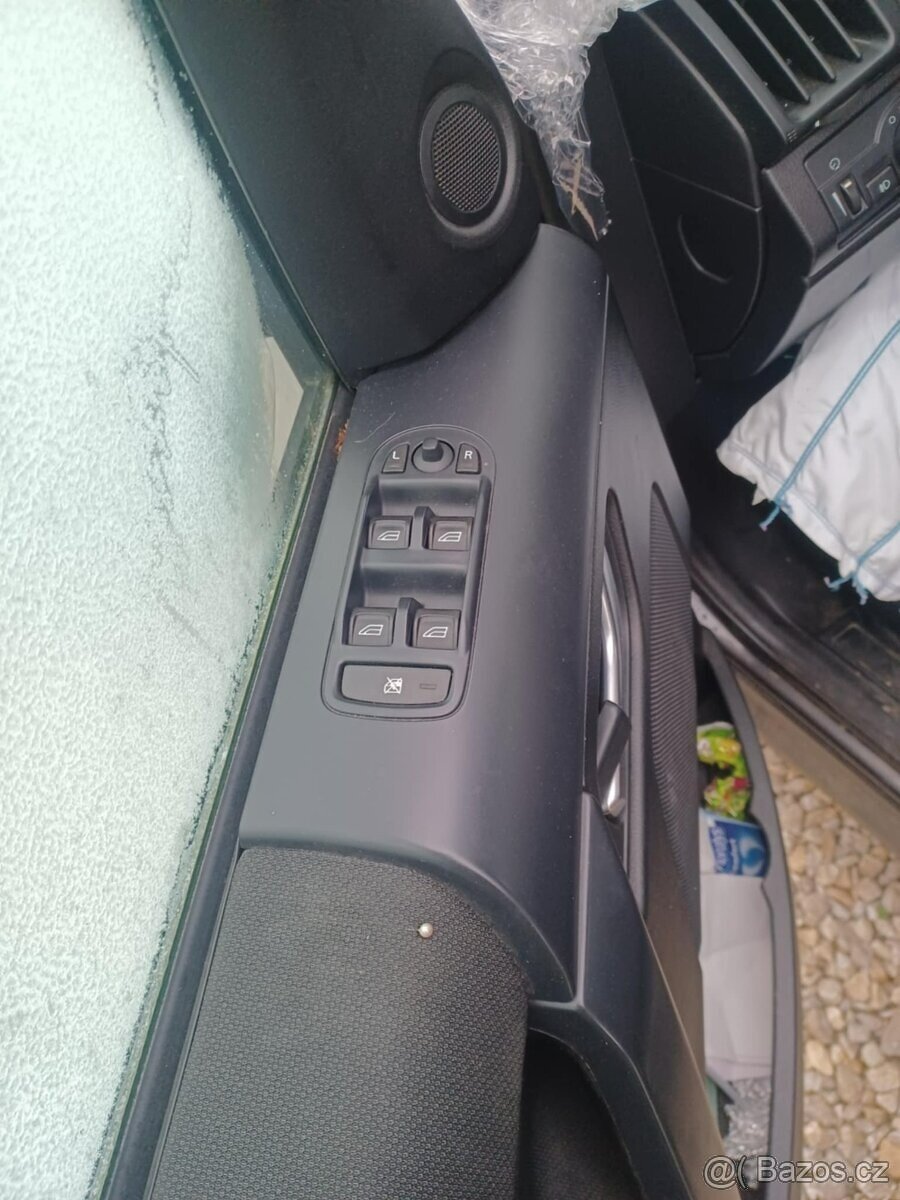 Rozpredám Land Rover Freelander 2 2.2TD4 4x4 224DT - 6