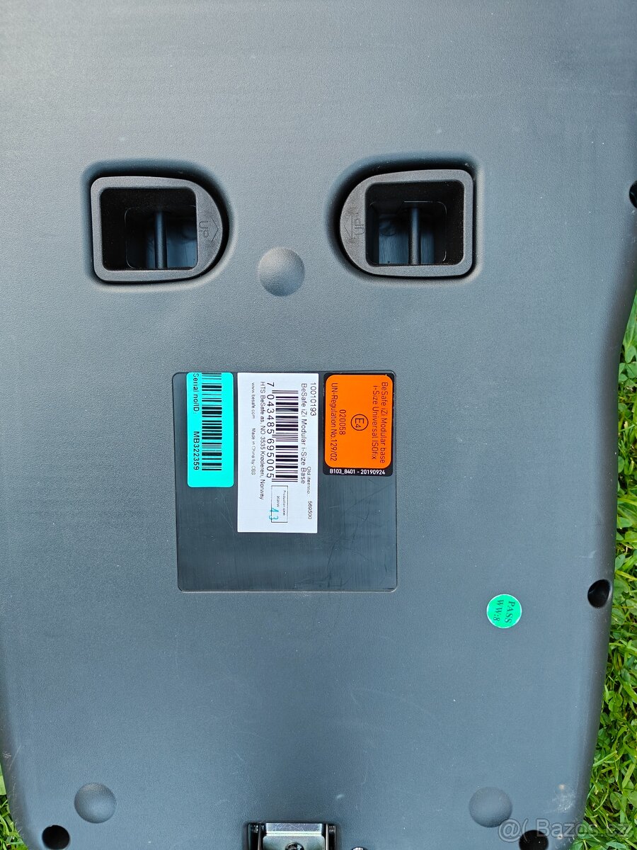 Autosedačky a základna besafe - 6