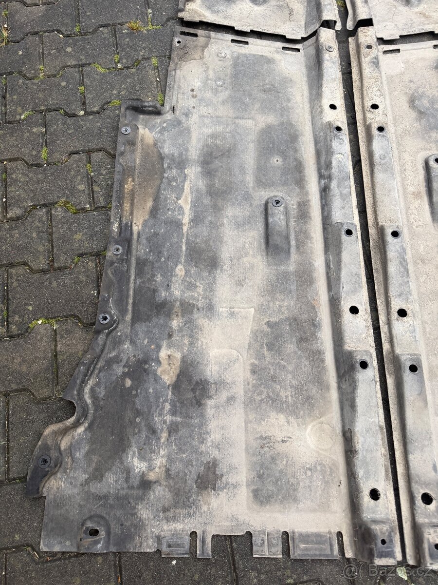 Kryty podvozku - Audi A7 - 6