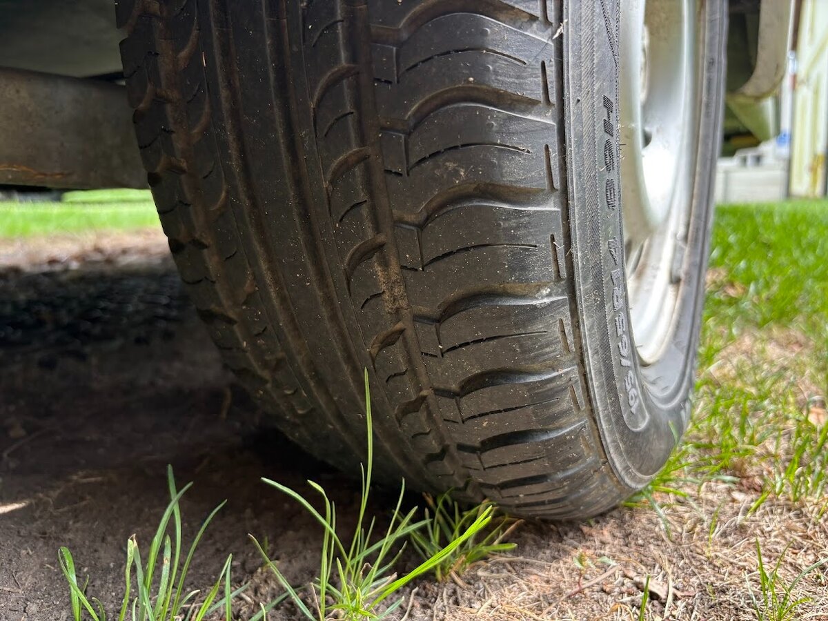 Knaus 530 - Nová STK - 6