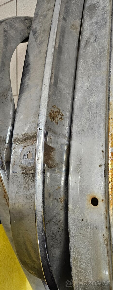 Zadní nárazník Škoda 105 / 120 - POUZE 2x PRAVÁ - 6