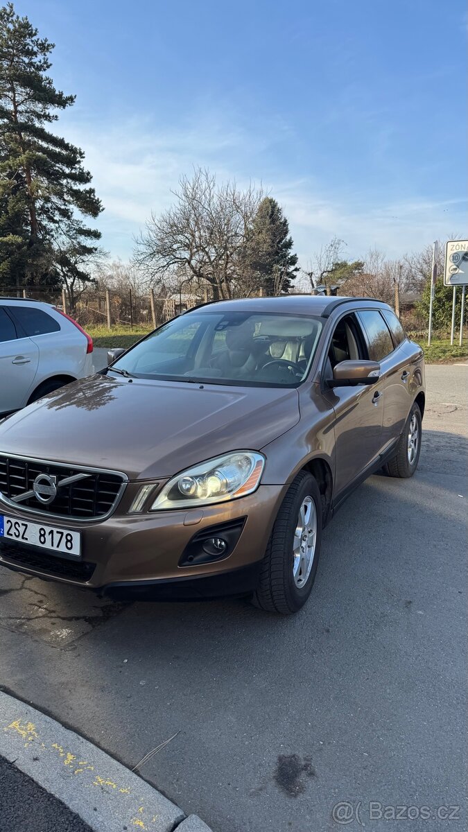 VOLVO XC 60 r. 2009 - 6