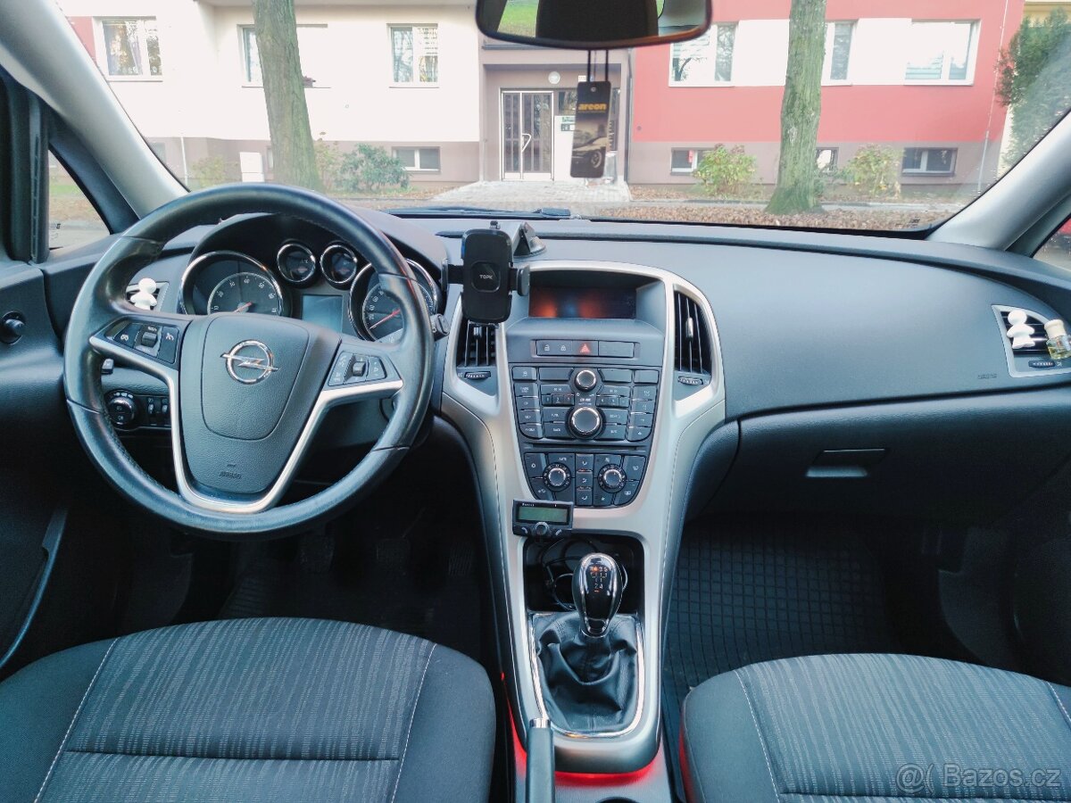 OPEL ASTRA J 1.6 85 KW 2012 /PLYN /TAŽNÉ - 6