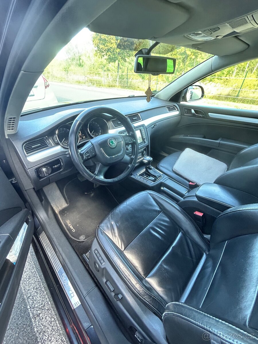 Skoda Superb 2.0 tdi 4x4 - 6