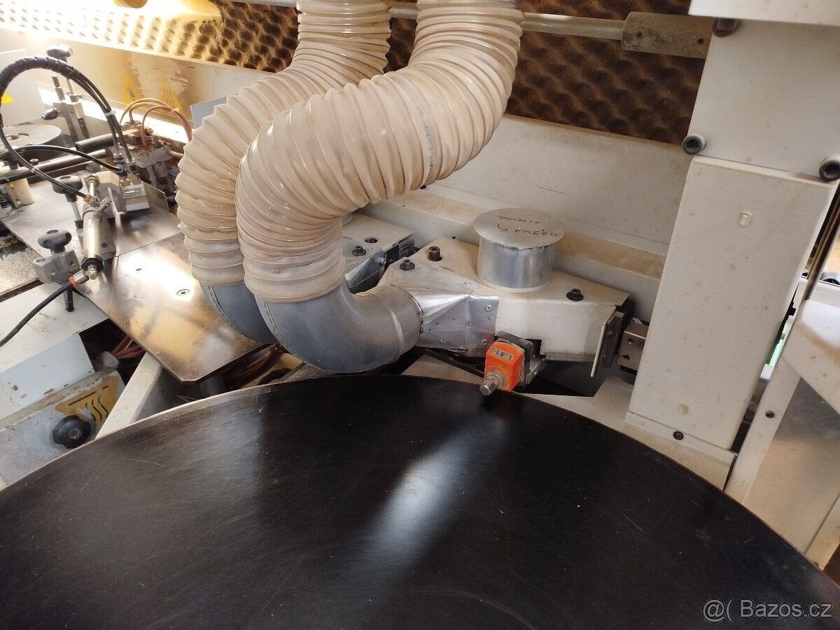 Olepovačka hran s předfrézem BIESSE ERGHO 6 - 6