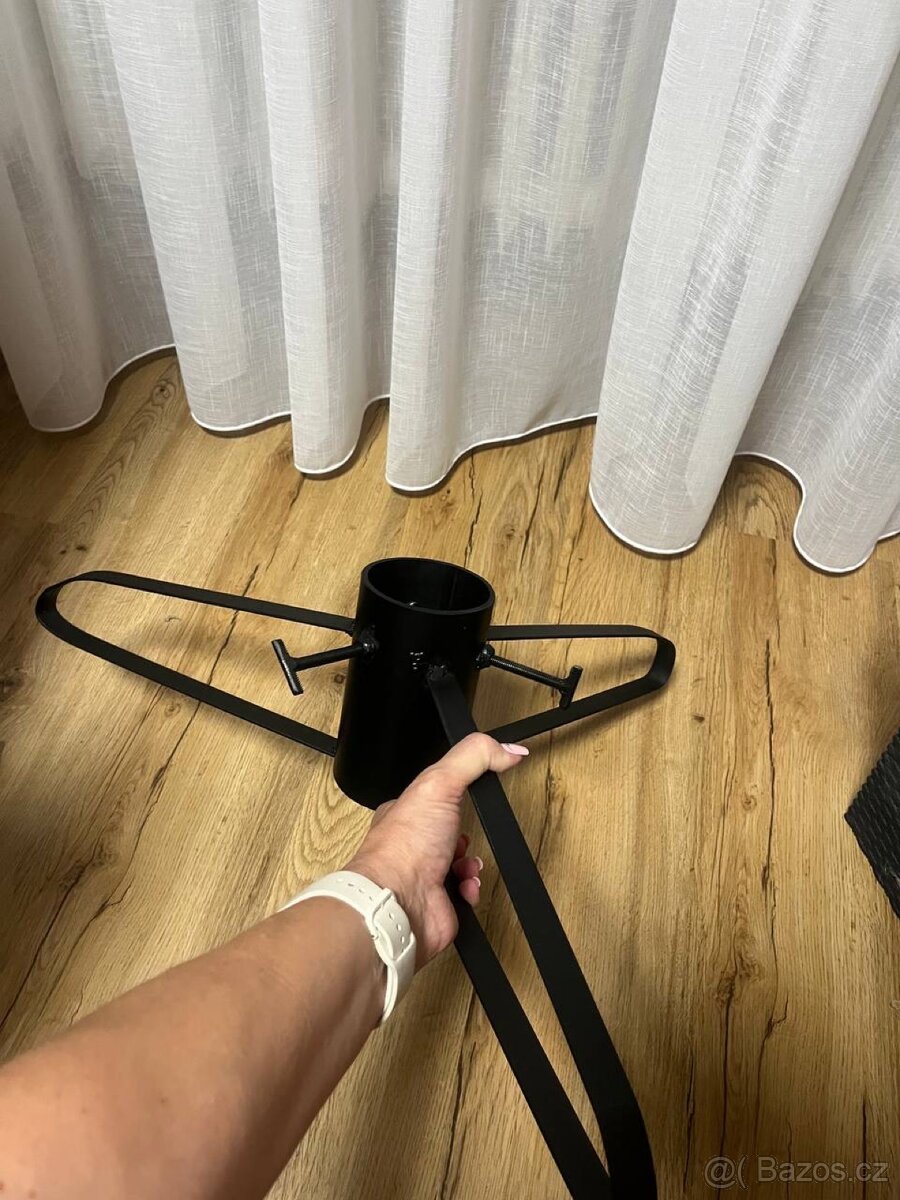 Stojan na vánoční stromek - 6