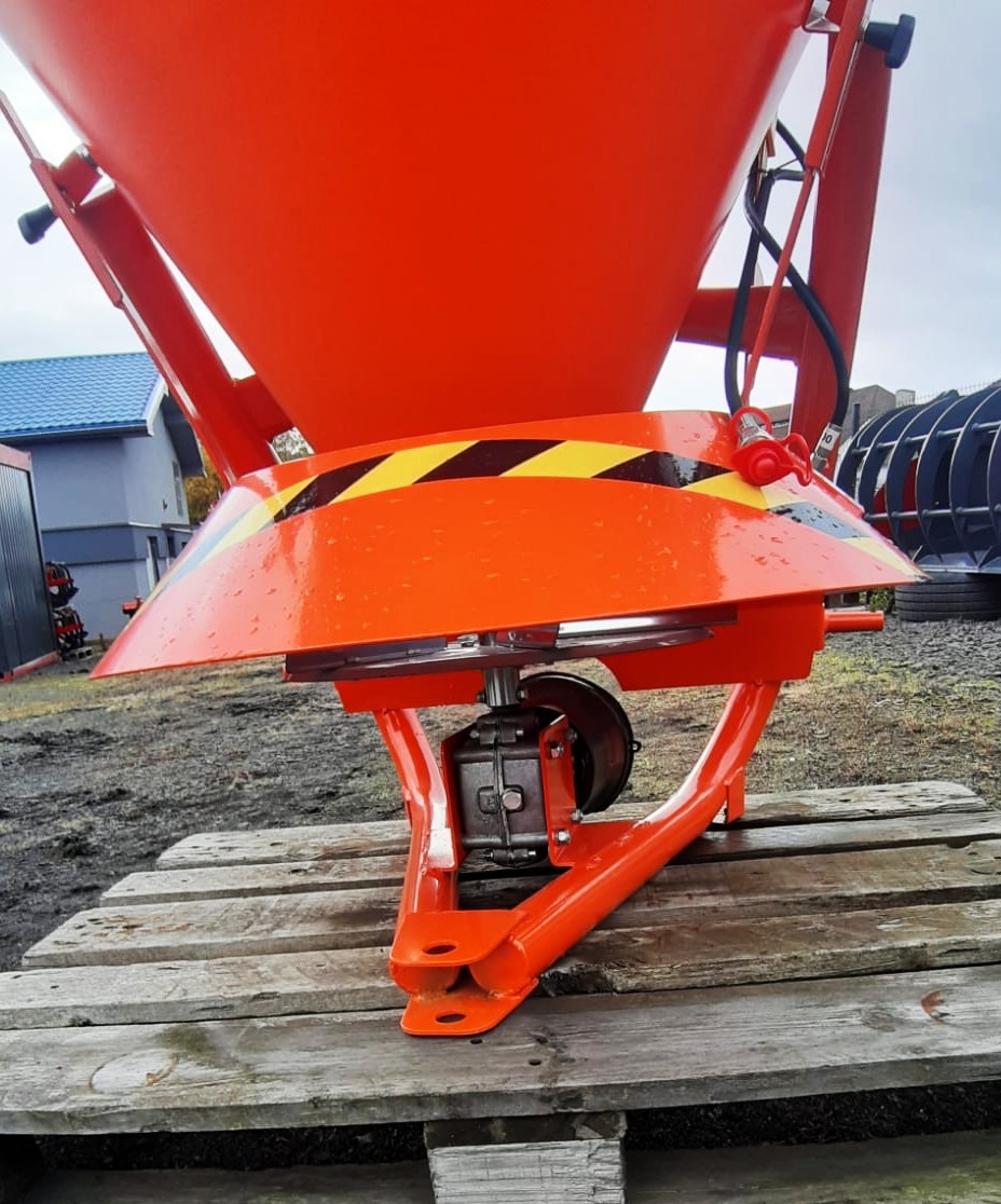 Rozmetadlo písku soli 200l - 6