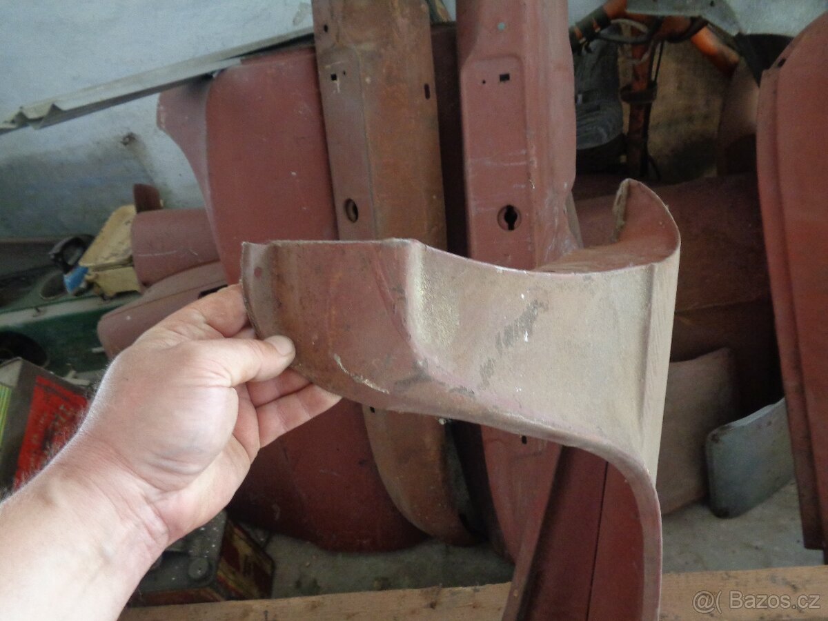 Škoda 1000MB nový předni blatník - 6