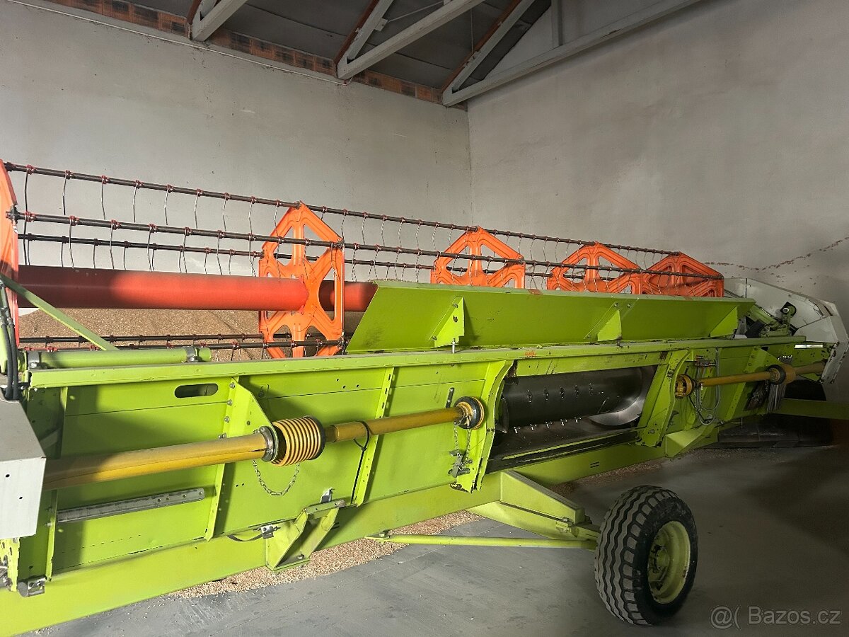 Sklízecí mlátička Kombajn Claas Mega 370 - 6