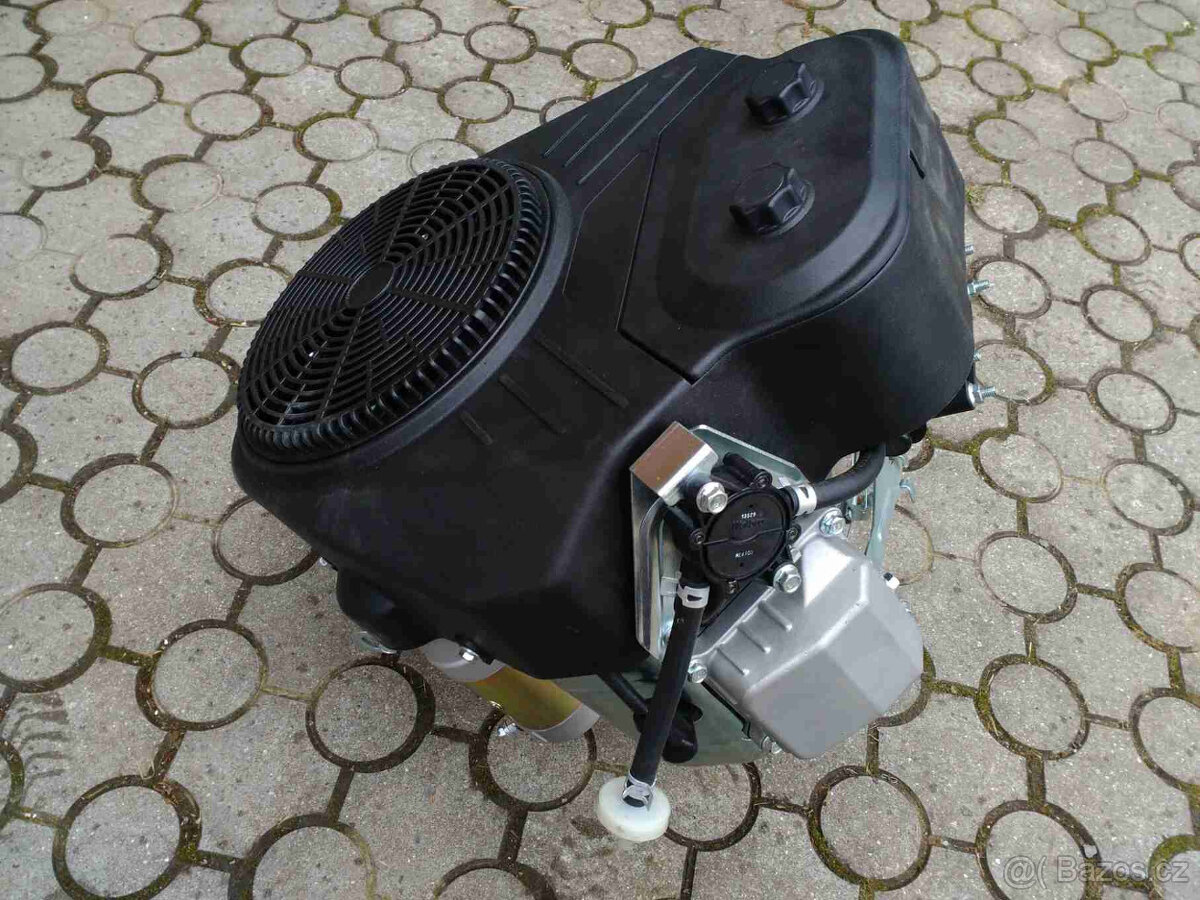 Silný dvouválcový motor pro zahradní traktory22 HP - nový - 6