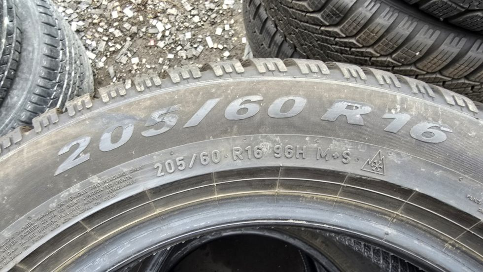 Zimní pneu 205/60/16 Pirelli - 6