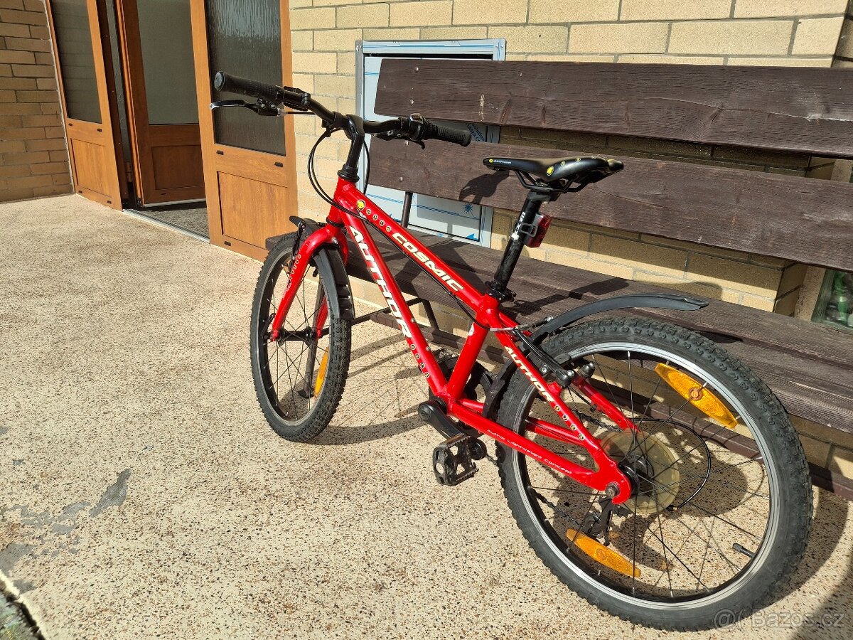 Author Cosmic 20 - 6