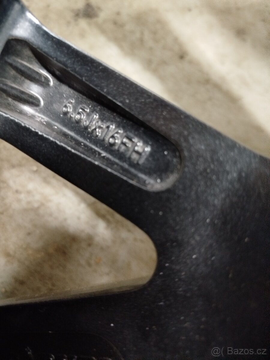 ALU Mazda 5x114,3 6,5J R16 ET45 střed 67mm - 6