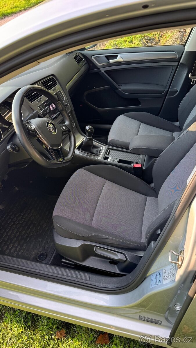 Volkswagen Golf 7 1.6TDi 81kW BLUEMOTION 2016 6kv, hatchback - 6