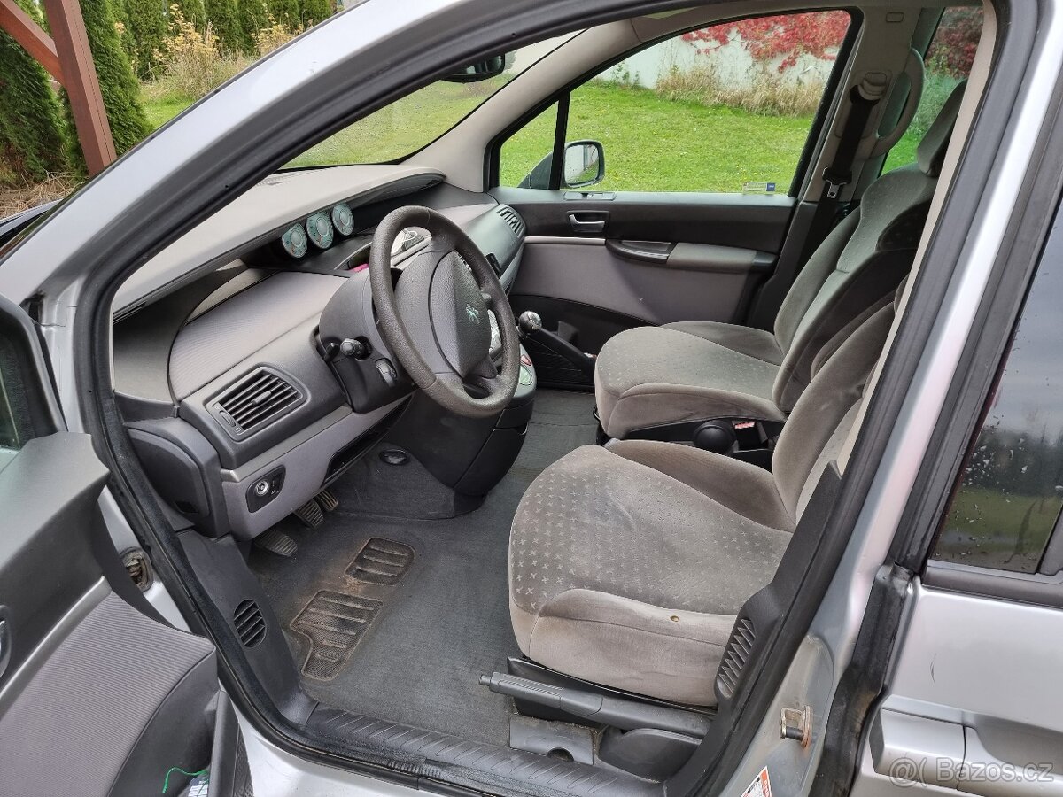 Peugeot 807 2.2 HDi - na náhradní díly, platná TK - 6