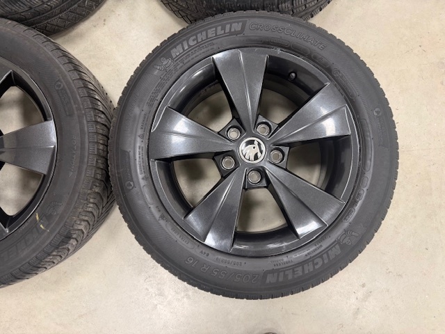 Alu kola celoroční r16 - 6