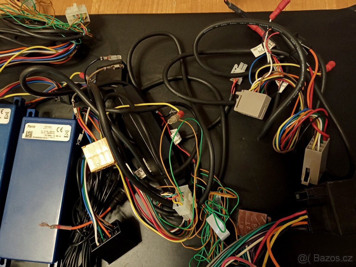 Hf sada Parrot na ND - 6