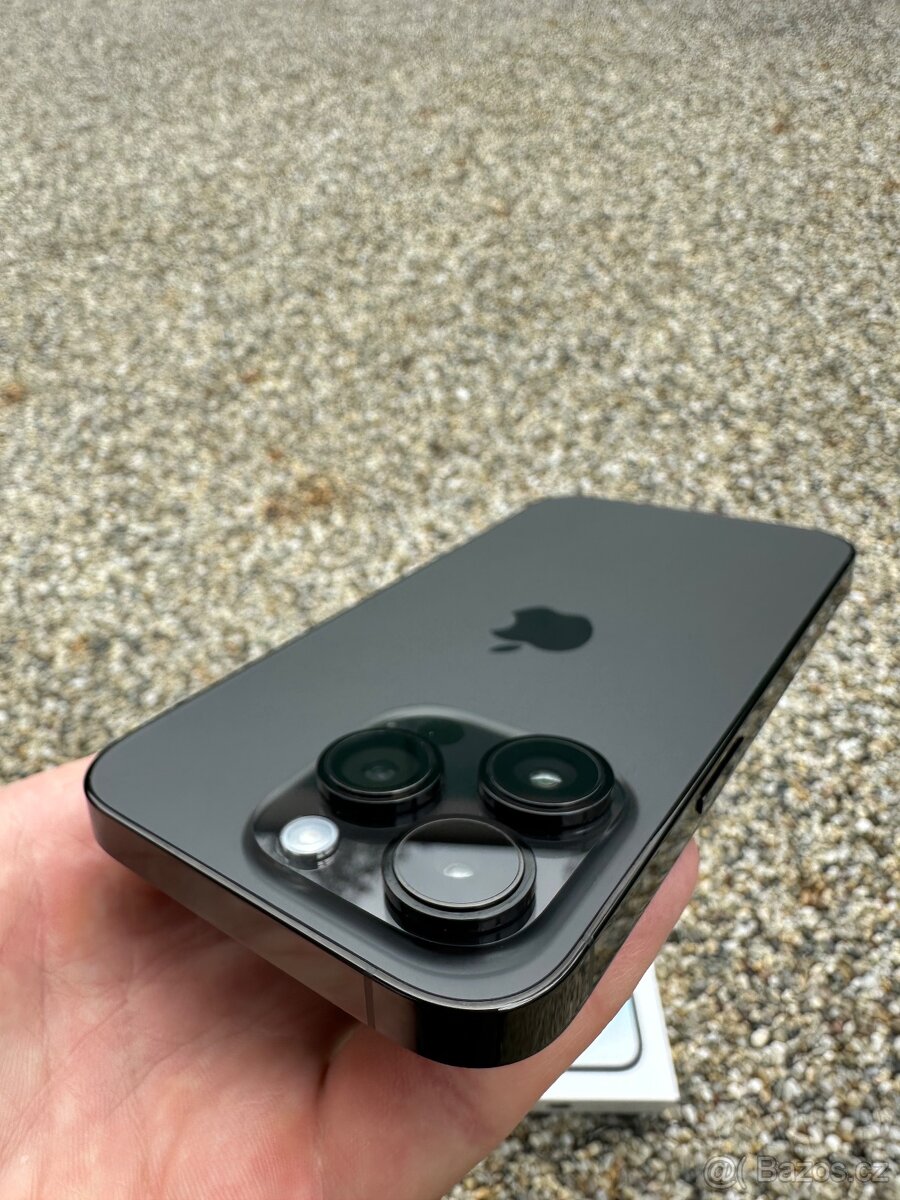 IPhone 14 pro - baterie - 100% - 6