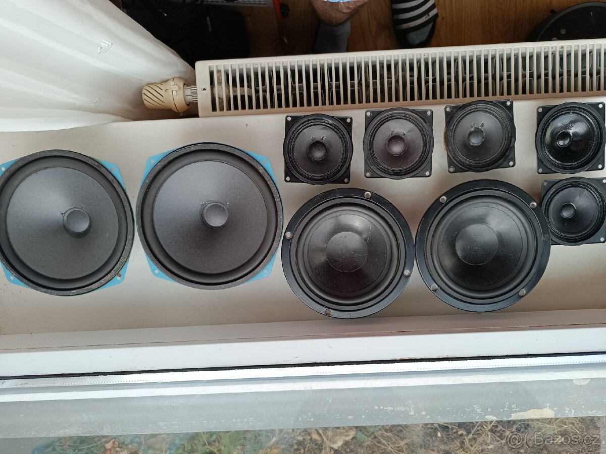 Různá repra Tesla, TVM - 6