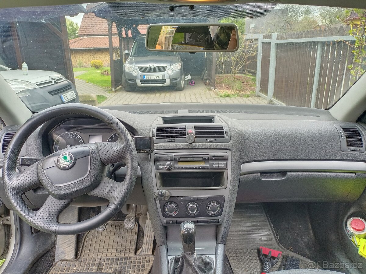 Škoda Octavia 2 1.6 TDI - 6