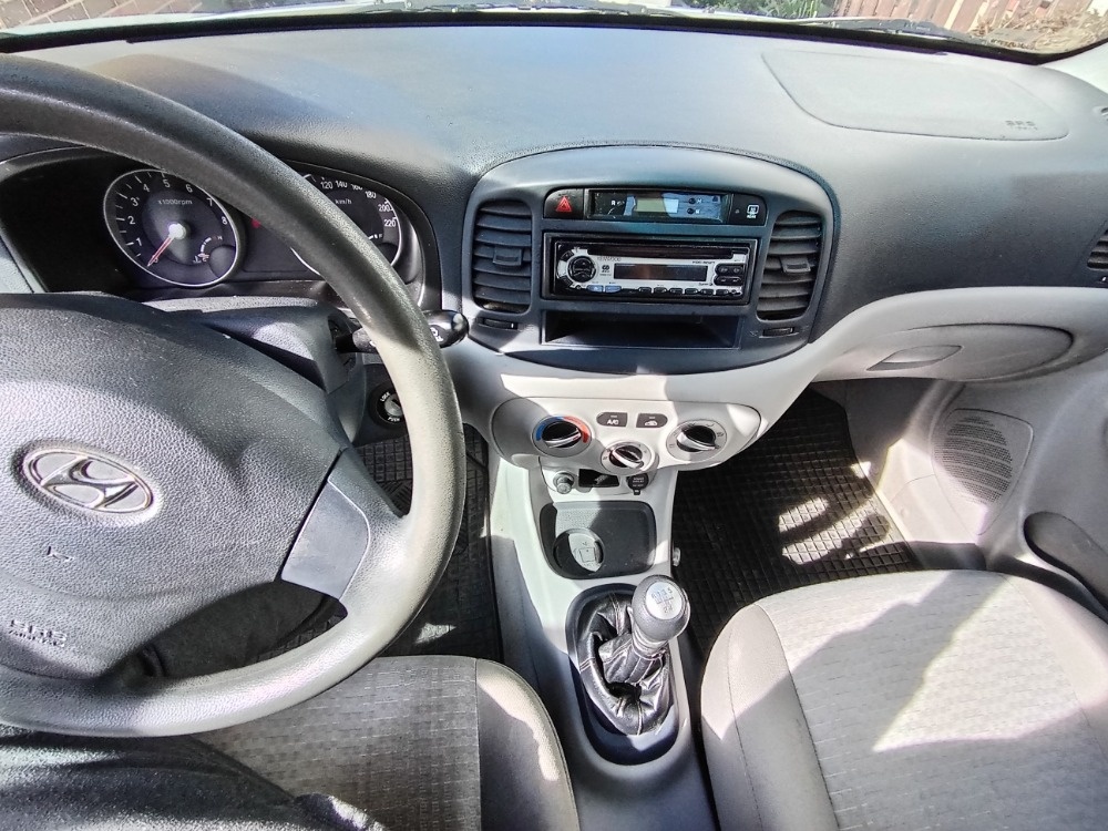 Hyundai Accent prodej - 6